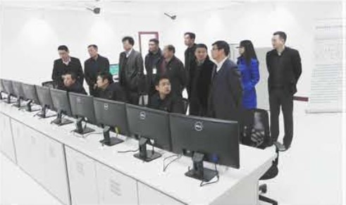 上海電氣呂亞臣等一行考察上海自儀 推進(jìn)軌道交通領(lǐng)域業(yè)務(wù)發(fā)展