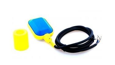 帶浮球液位控制器連接方便、操作平穩(wěn)是水平控制裝置的首選